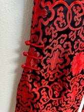 Load image into Gallery viewer, Traditional Chinese Brocade Vest - Red & Black - Size XXXL (Fits Approx. 16-18)