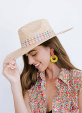 Load image into Gallery viewer, Green and Coral Floating Circle Earrings