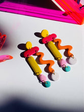 Load image into Gallery viewer, Squiggle Dancer Colorful Dangle 80s Earrings