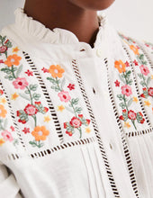 Load image into Gallery viewer, Boden White Embroidered Jersey Shirt- 16