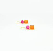 Load image into Gallery viewer, Pink Fuchsia &amp; Carnelian Oval &amp; Square Faceted Earring
