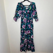 Load image into Gallery viewer, Vintage Hilo Hatttie Tropical Maxi - Medium
