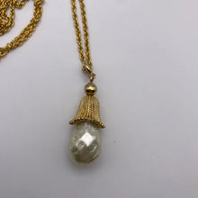 Load image into Gallery viewer, Baroque Pearl Drop on Long Gold Chain
