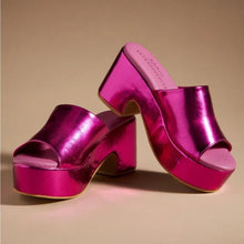Load image into Gallery viewer, Matisse Anthropologie Metallic Platform Slides - Size 10

