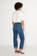 Load image into Gallery viewer, NWT Etica Dark Wash "Bryce" Pinch Waist Boyfriend Jeans- 31
