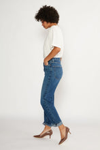 Load image into Gallery viewer, NWT Etica Dark Wash "Bryce" Pinch Waist Boyfriend Jeans- 31
