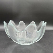 Load image into Gallery viewer, Blenko Set of Lotus Bowls
