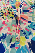 Load image into Gallery viewer, Lilly Pulitzer NWT Elsa Dive In Top - Small
