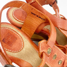 Load image into Gallery viewer, Frye Orange Gabriella Wood Cut Out Wedges - 10
