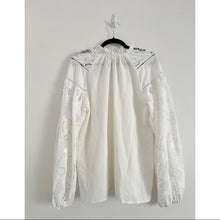 Load image into Gallery viewer, Kasia White Lace Sleeve Top - Medium
